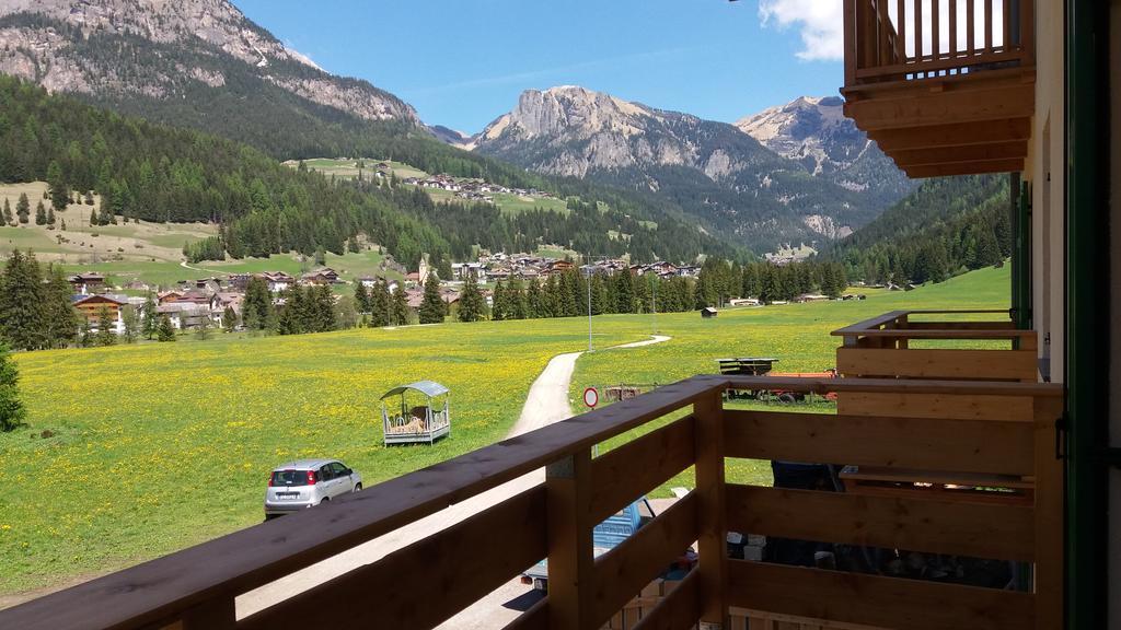 Hotel Majon De La Nona Pozza di Fassa Zewnętrze zdjęcie
