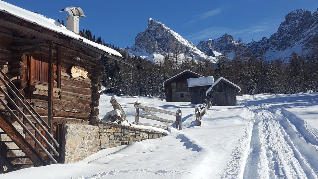 Hotel Majon De La Nona Pozza di Fassa Zewnętrze zdjęcie