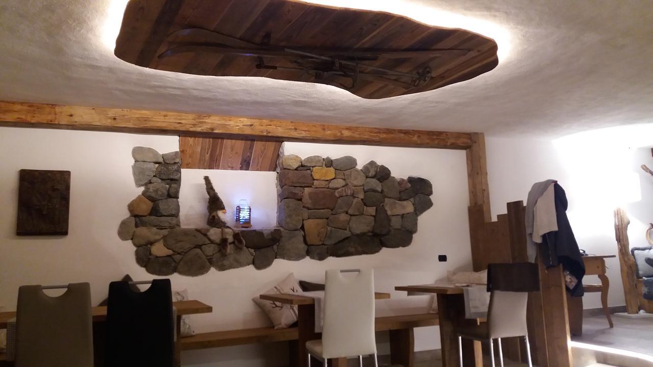 Hotel Majon De La Nona Pozza di Fassa Zewnętrze zdjęcie