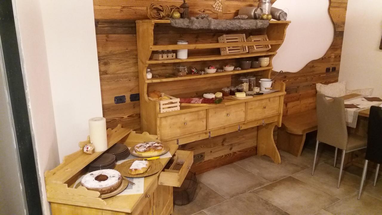 Hotel Majon De La Nona Pozza di Fassa Zewnętrze zdjęcie
