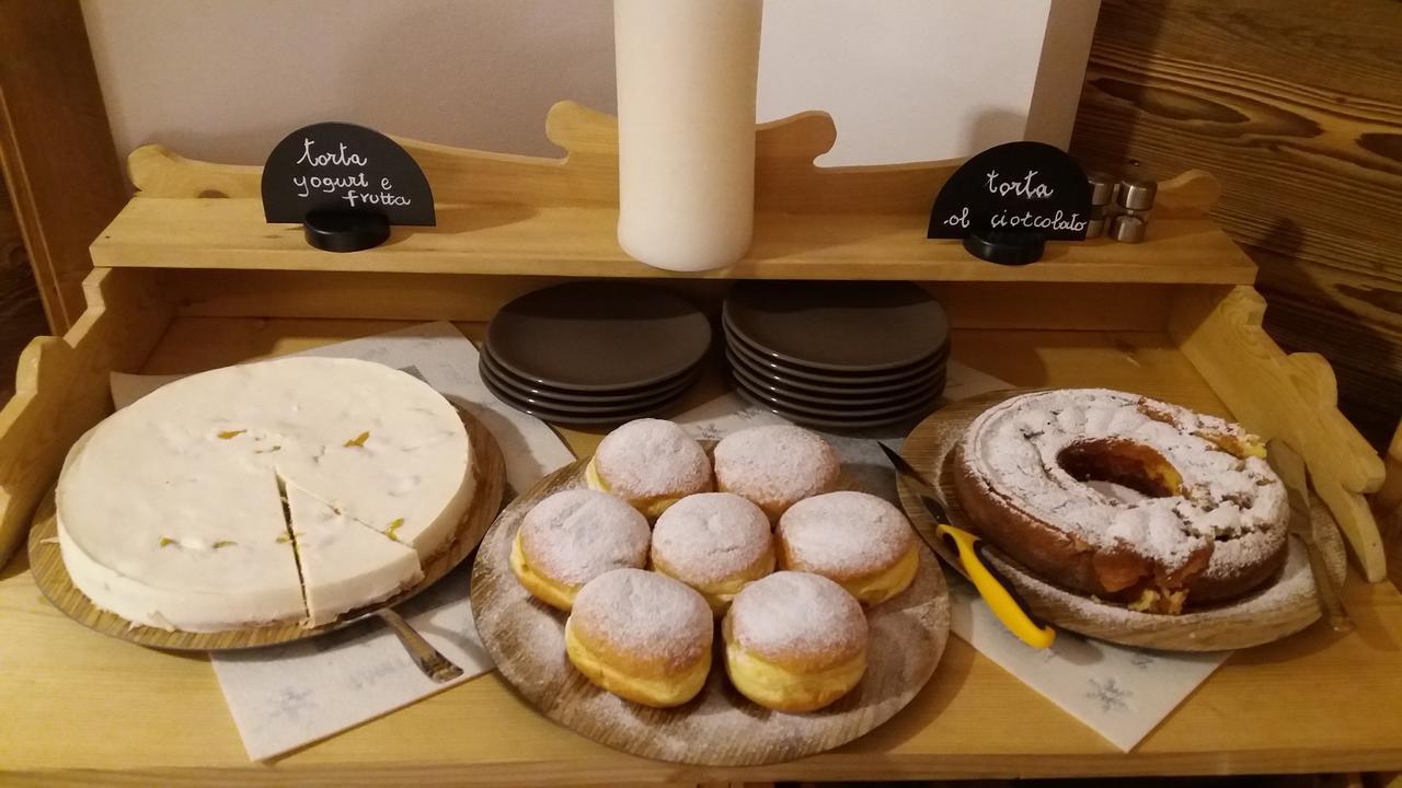 Hotel Majon De La Nona Pozza di Fassa Zewnętrze zdjęcie